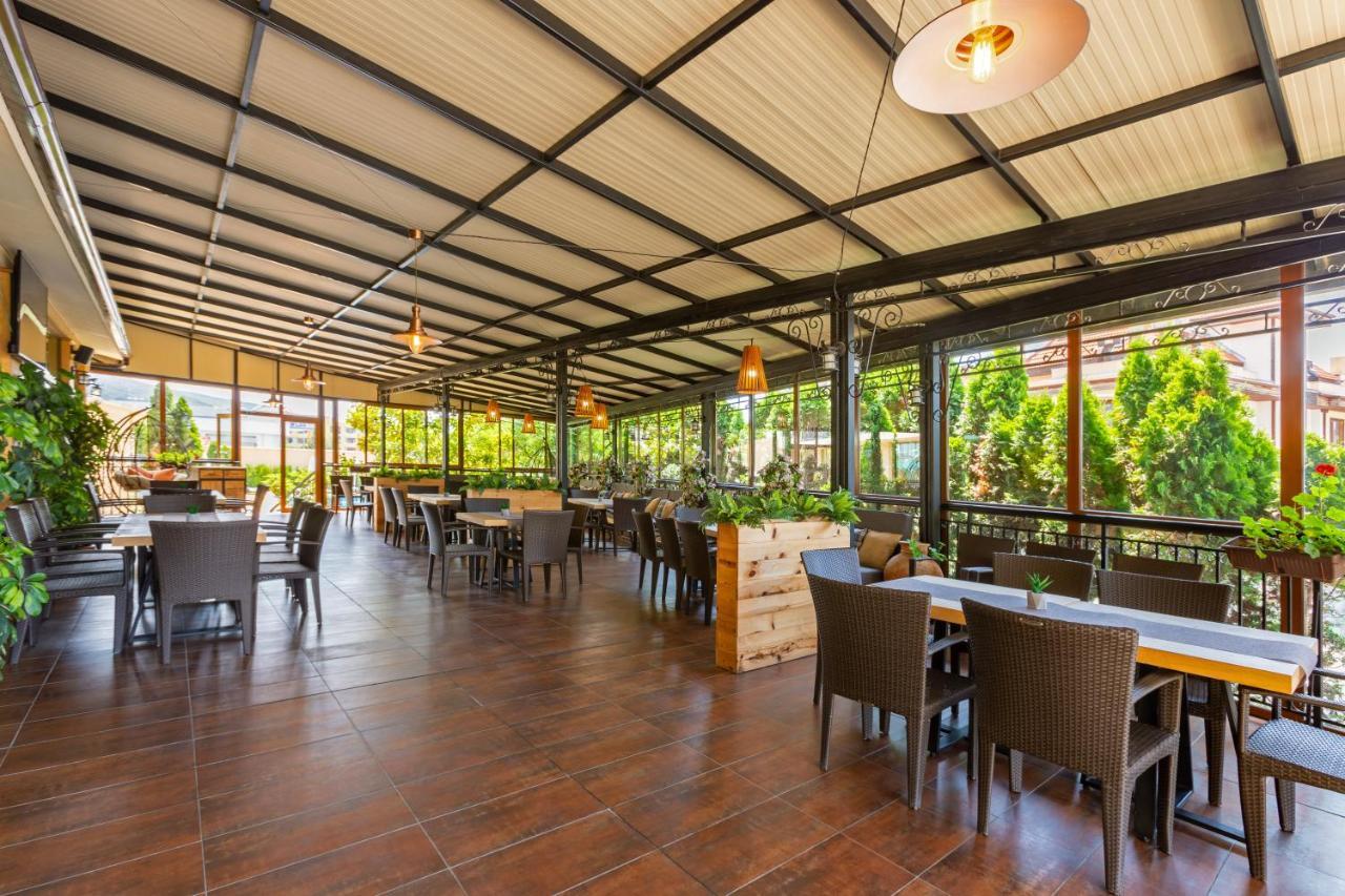 Hotel Julia Свети-Влас Экстерьер фото