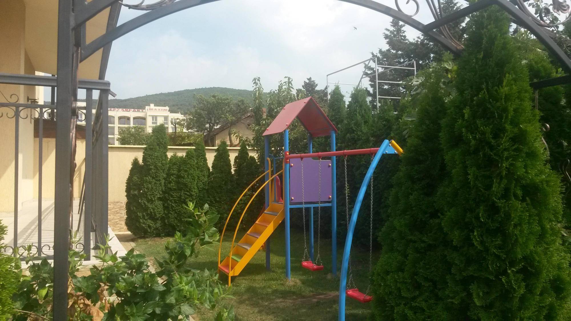 Hotel Julia Свети-Влас Экстерьер фото